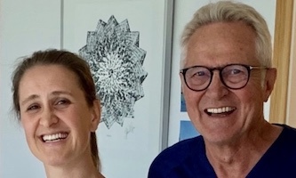 Barnelegene Hans Petter Fundingsrud og Elin Drivenes