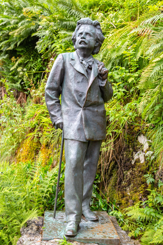 Statue av Edvard Grieg. Foto: Dmitriy Sidashev/Mostphotos