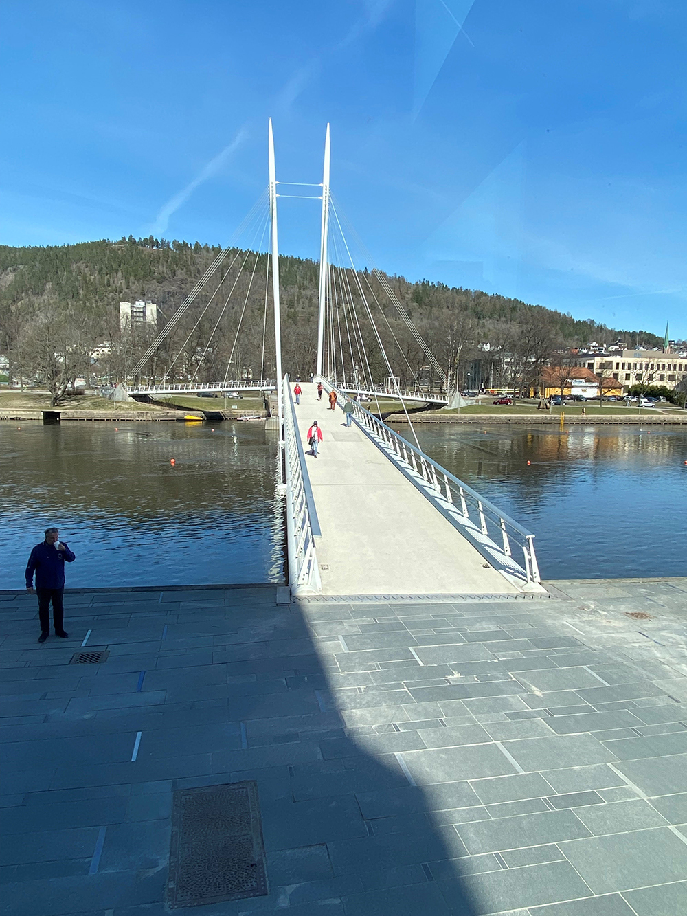 Bilde av bru i Drammen.