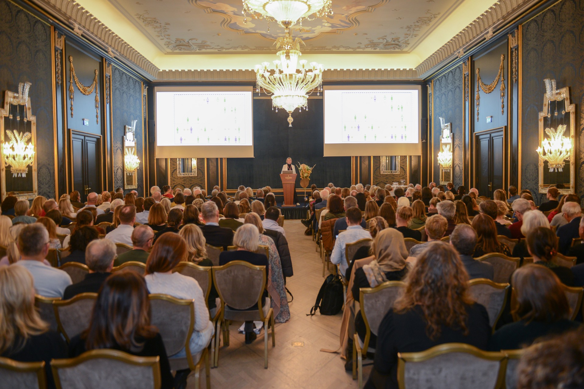 Salen under Den norske patologforenings 100 års jubileum. Foto: Ying Chen