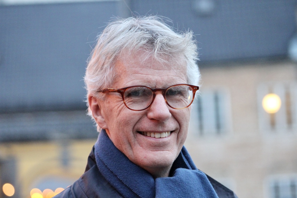 Lars Lien ønsker alle en riktig god jul og et godt nytt år. Foto: Anne Kristine Bergem