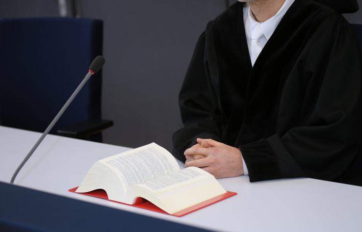 NY AVGJØRELSE FRA HØYESTERETT: I avgjørelsen fra 12. desember kommer Høyesterett med viktige uttalelser om avveiningen rundt innhenting av taushetsbelagte opplysninger fra helsepersonell og tolkning av straffeprosessloven § 168 a Foto: iStock