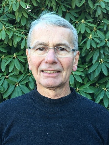 Portrait of man outside. Olav Thorsen, foto: Liv Løland