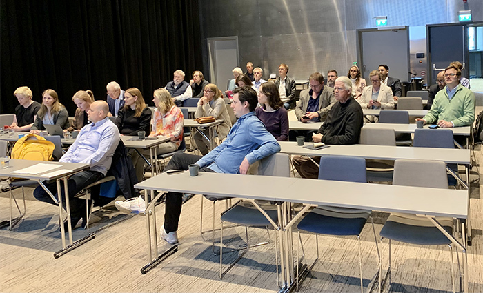 Buskerud legeforening sitt årsmøte. Bilde av forsamlingen