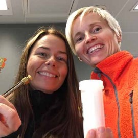 Bilde av Ann Kristin Gaard og Elin Watts.