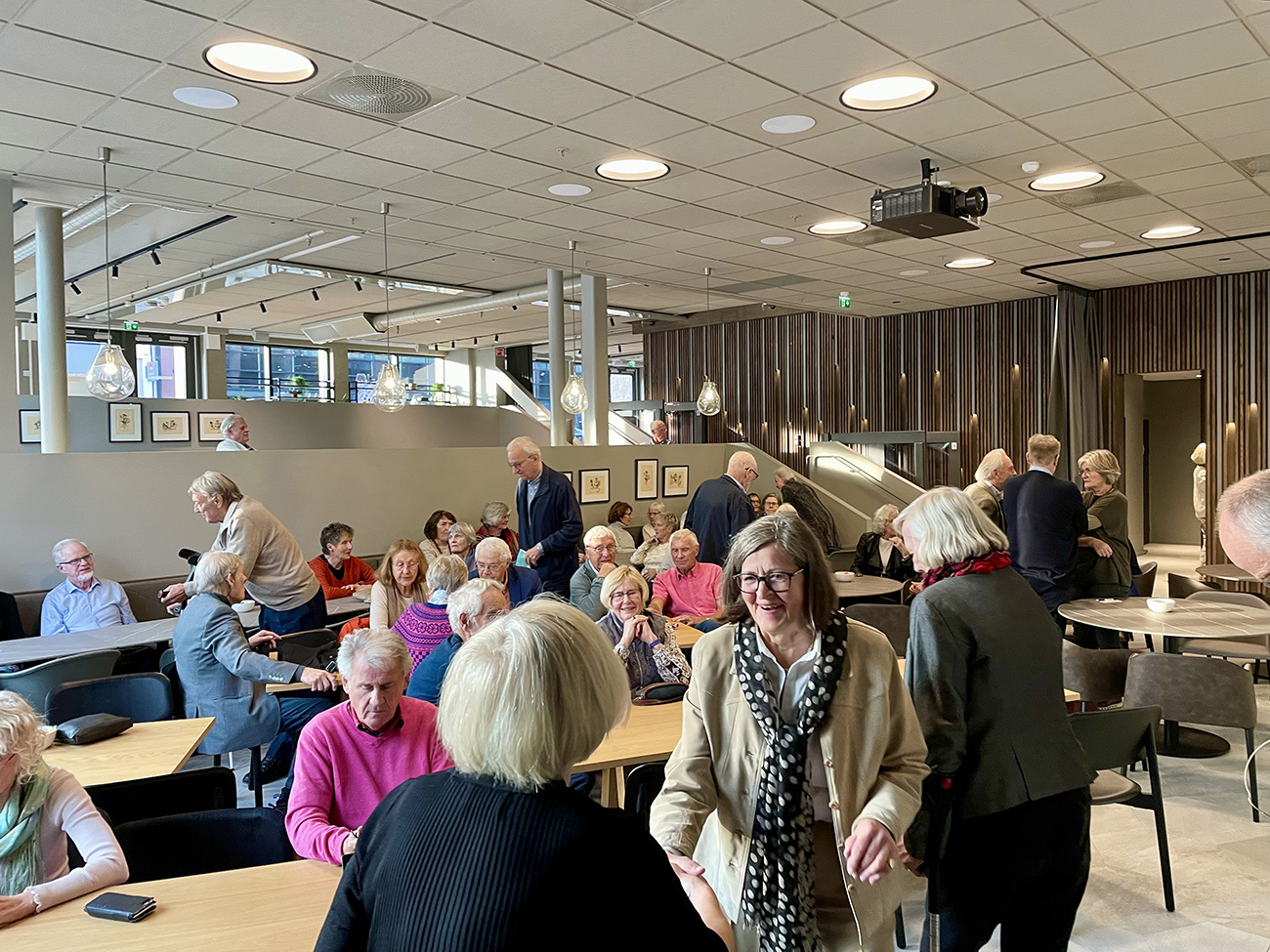 Glimt fra medlemsmøte i Eldre legers forening høsten 2023.