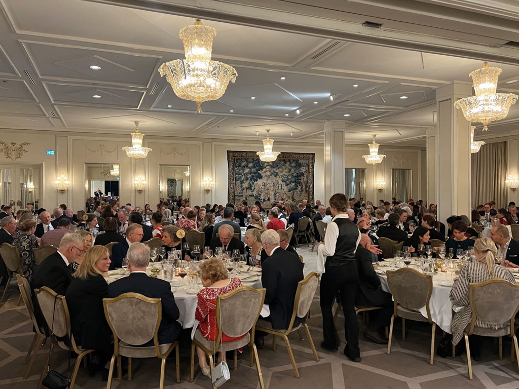 Salen under middagen. Foto: Ying Chen