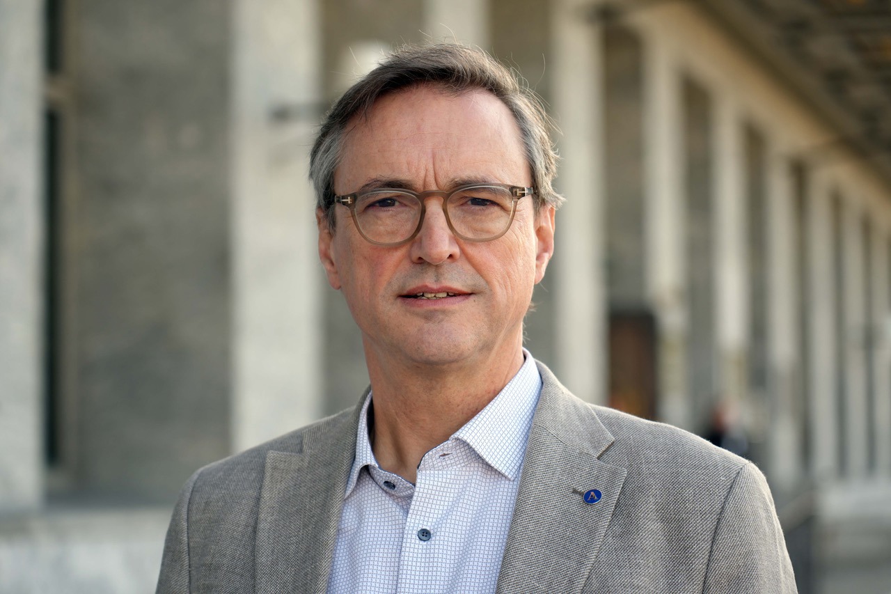 Julius Okkenhaug er forhandlingsleder for Akademikerne i Oslo. Foto: Akademikerne