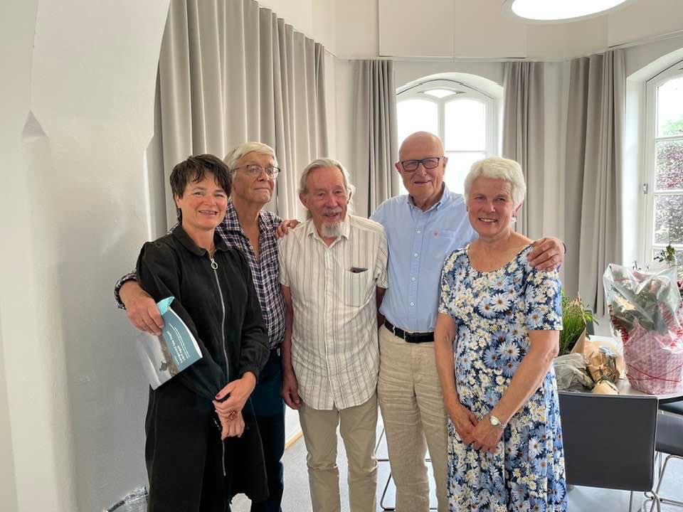 Bilde av Rune Tore Strøm og kollegaer i rus- og avhengighetsmedisinen.