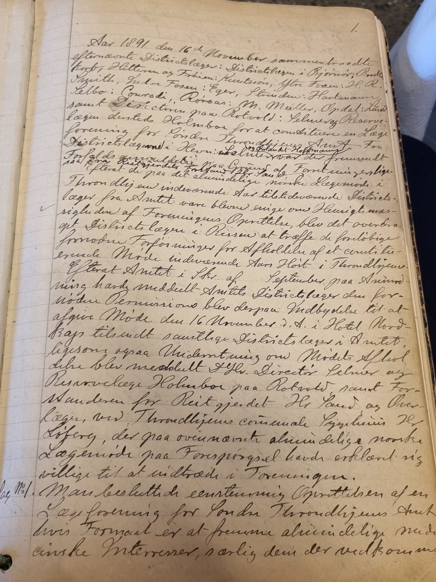 bilde av en gammel protokoll. Foto: Privat