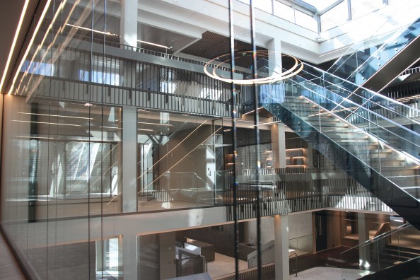 MODERNE: Innsiden av Legenes hus tatt fra andre etasje. Foto: Vilde Baustø